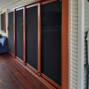 Ultimate Quad sliding door with large box frame western red cedar Fairfield Side view